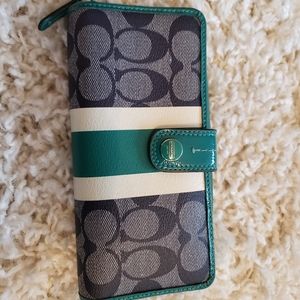 Coach wallet